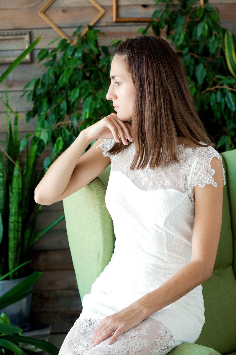 Ivory Short Lace Wedding Dress by Anna Skoblikova