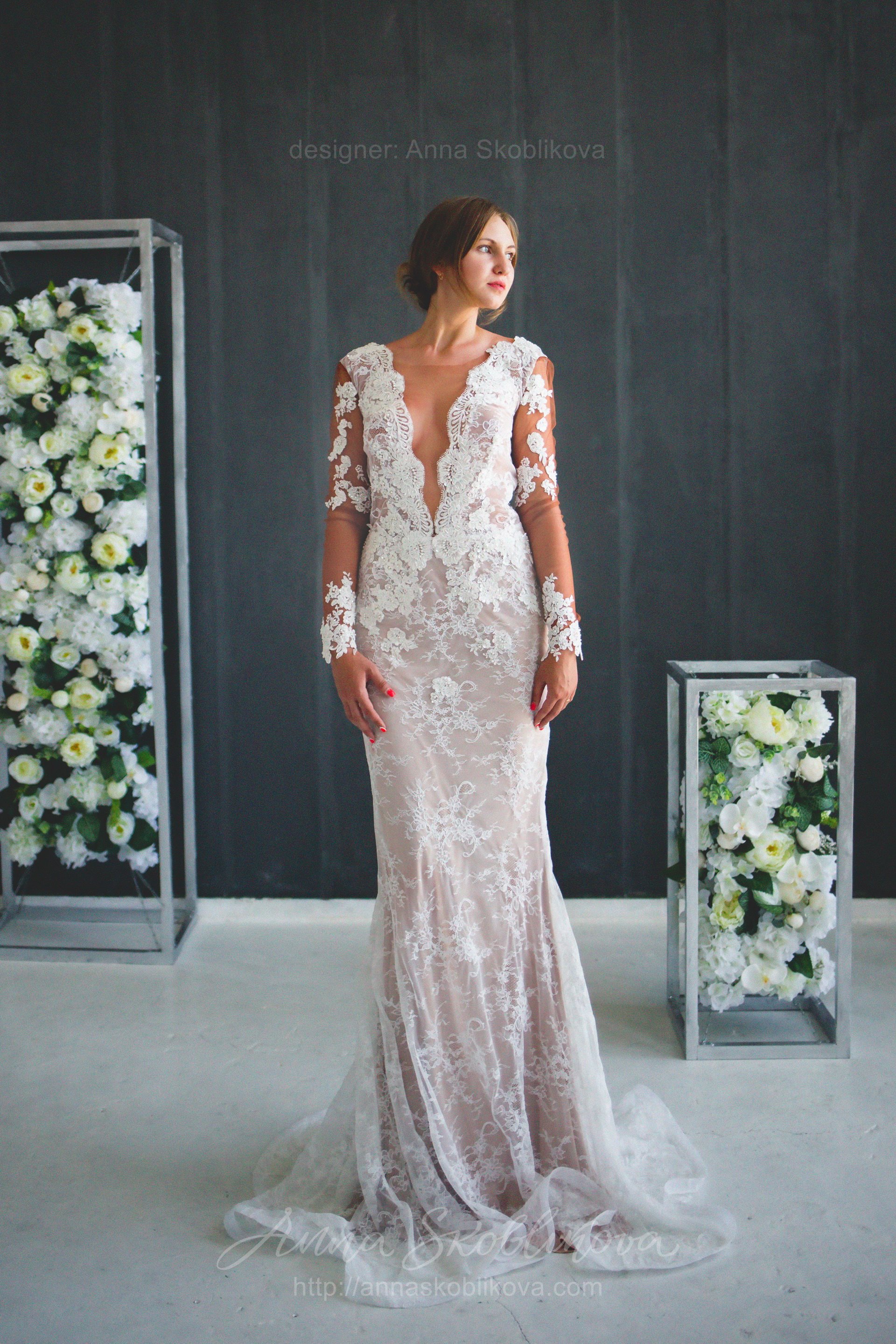 lace and mesh wedding dress