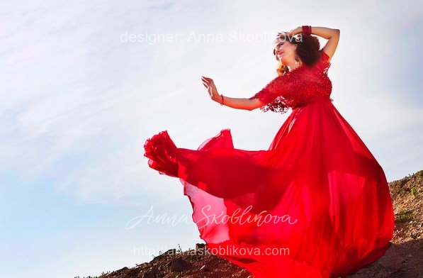 Red Wedding dress with two lace kinds by Anna Skoblikova