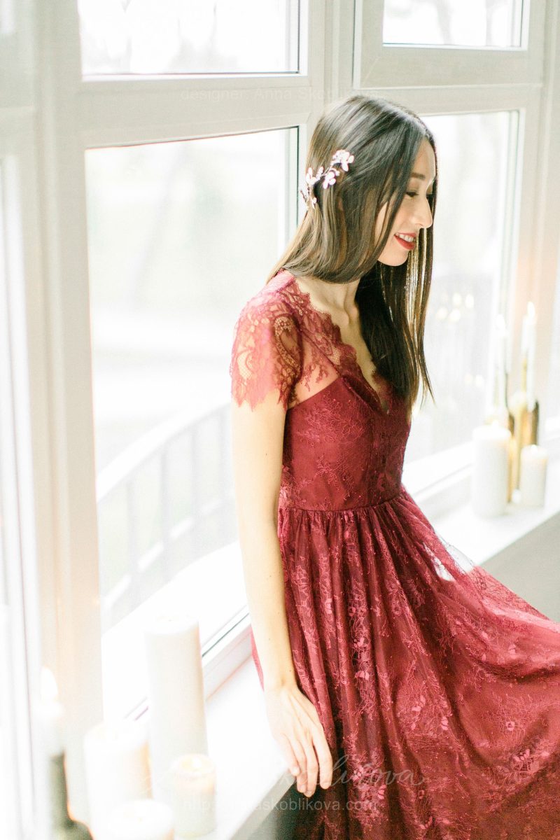 Wine red wedding dress by Anna Skoblikova