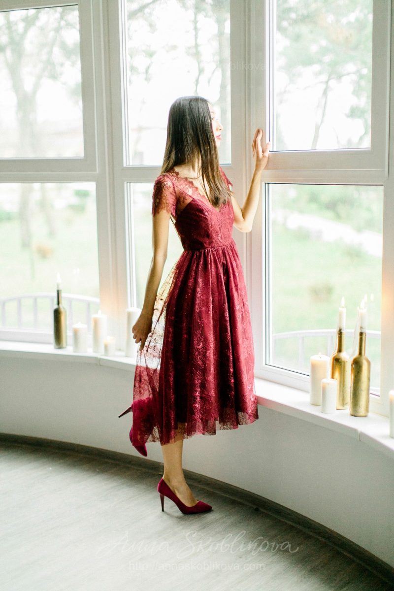 Wine red wedding dress by Anna Skoblikova