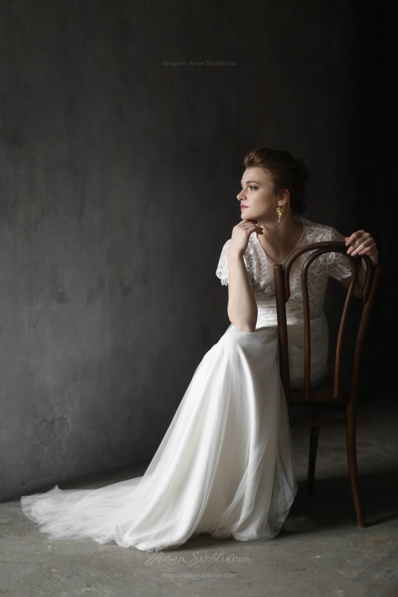 Классическое свадебное платье из кружева и итальянской сетки от Anna Skoblikova