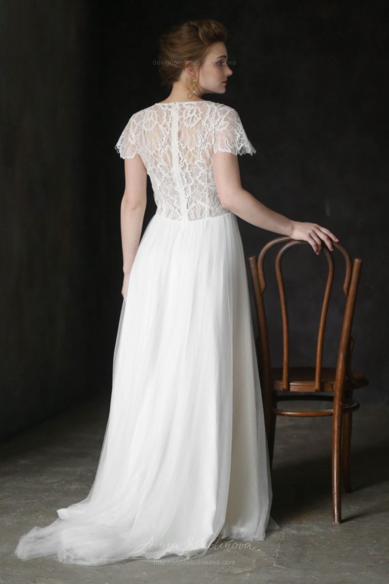 Lace classic wedding dress | Wedding Dresses & Evening Gowns by Anna ...
