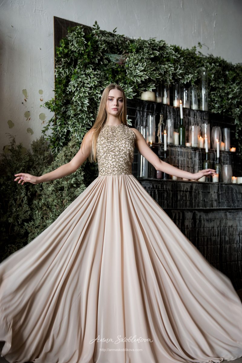Gold Wedding dress by Anna Skoblikova