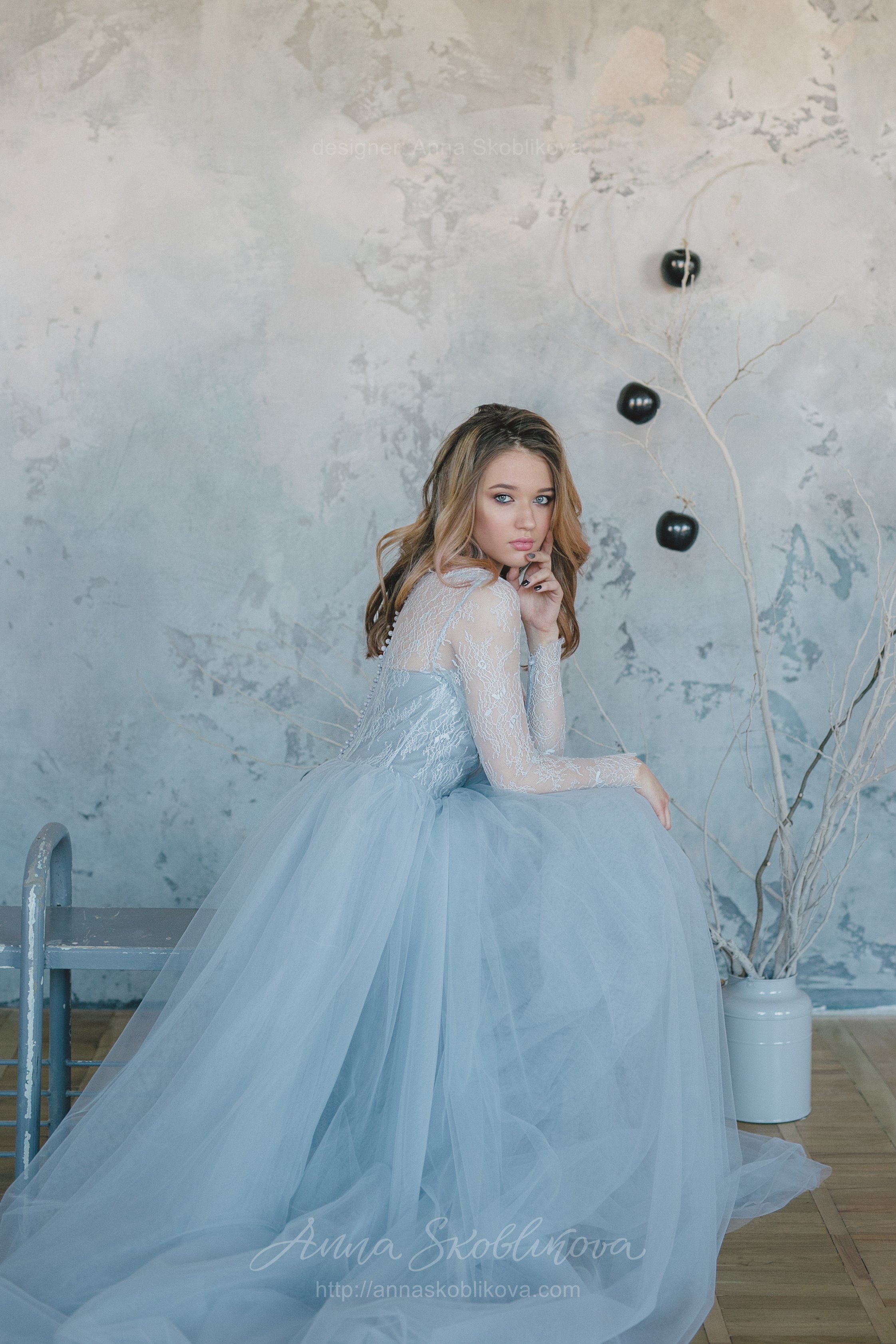 2024 Royal Blue Sequin Prom Dresses V-Neck Tight Long Formal Wedding G –  MyChicDress