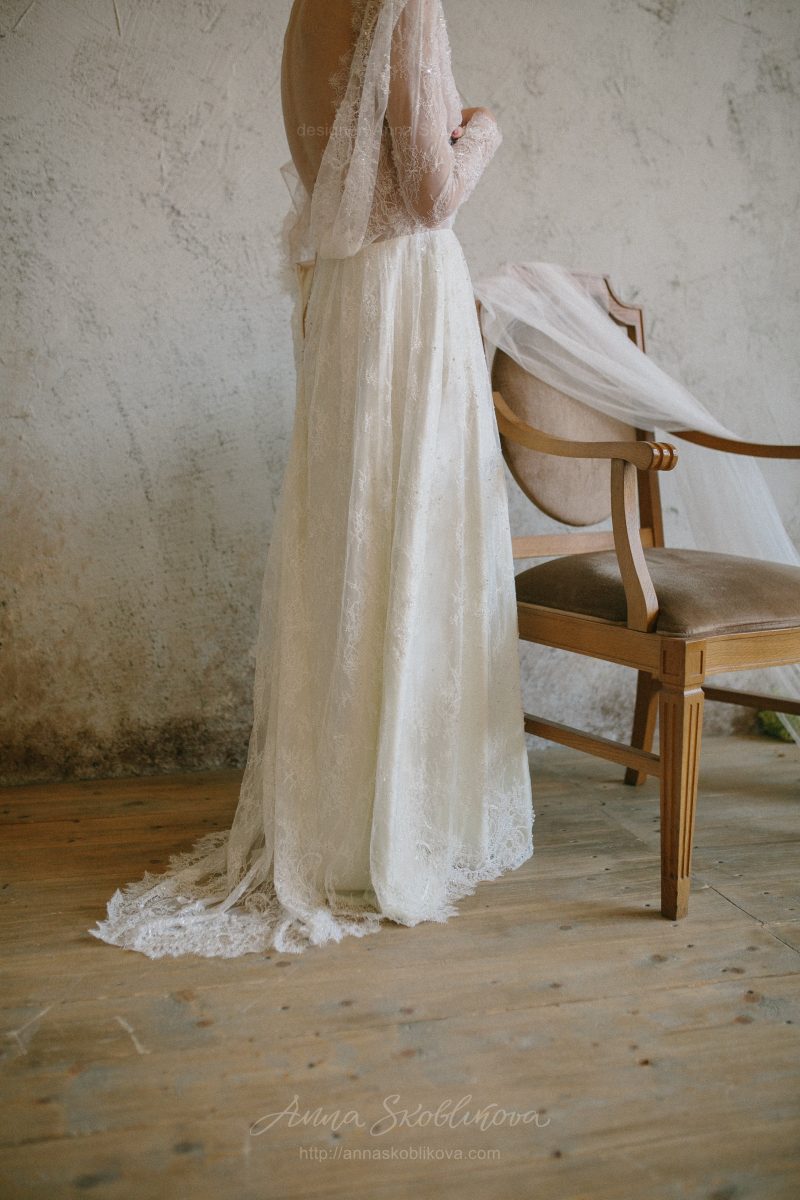 Романтичное свадебное платье из нежного кружева Шантильи от Anna Skoblikova