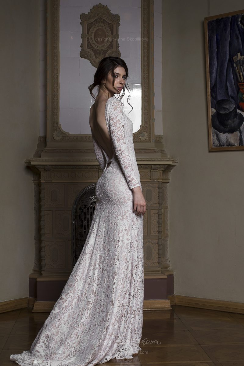 Backless wedding dress - Albertа - stunning gown features sexual low back line below the waist and marvelous lace fabric \\ Anna Skoblikova