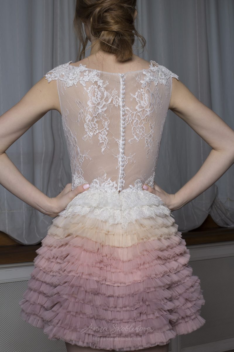 Valentina - Свадебное платье отчитается юбкой с эффектом омбре, собранной вручную и расшитым Испанским кружевом  Anna Skoblikova