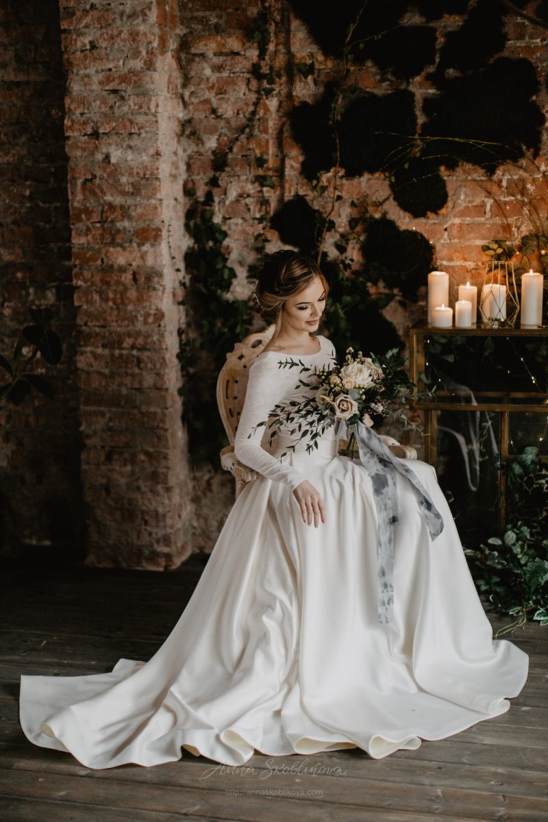 Pearl - Stunning author`s texture wedding dress \\ Anna Skoblikova