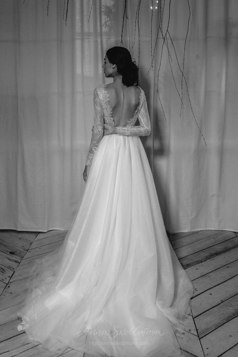 Свадебное платье из кружева и сетки - Malena: Фото 3