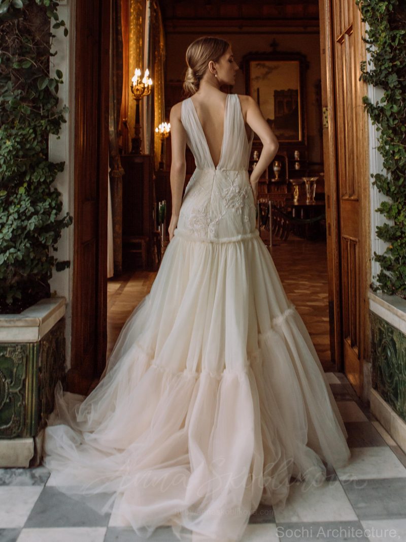 WRAP PETITE WEDDING DRESS – NINELLE \ Anna Skoblikova