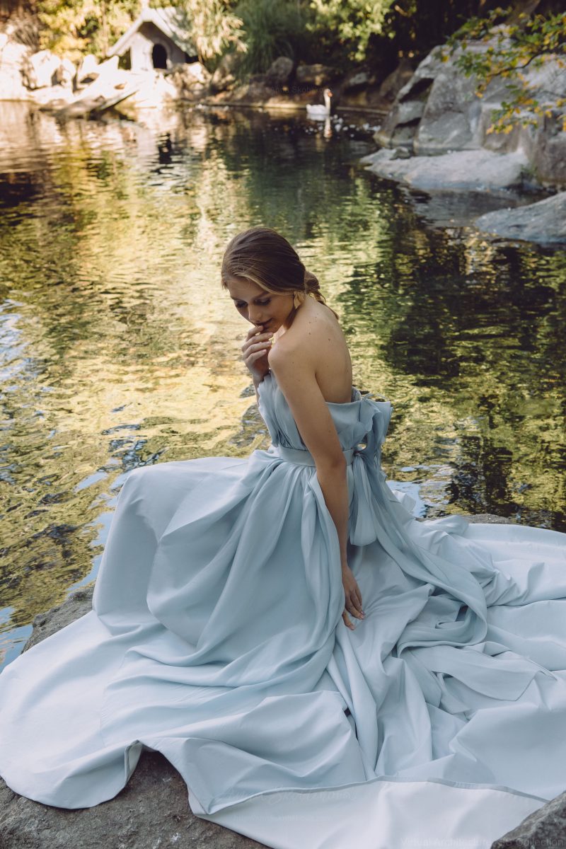 Cвадебное платье дымчато-голубого цвета - Rhapsody | Фото 3 | Anna Skoblikova | 0174